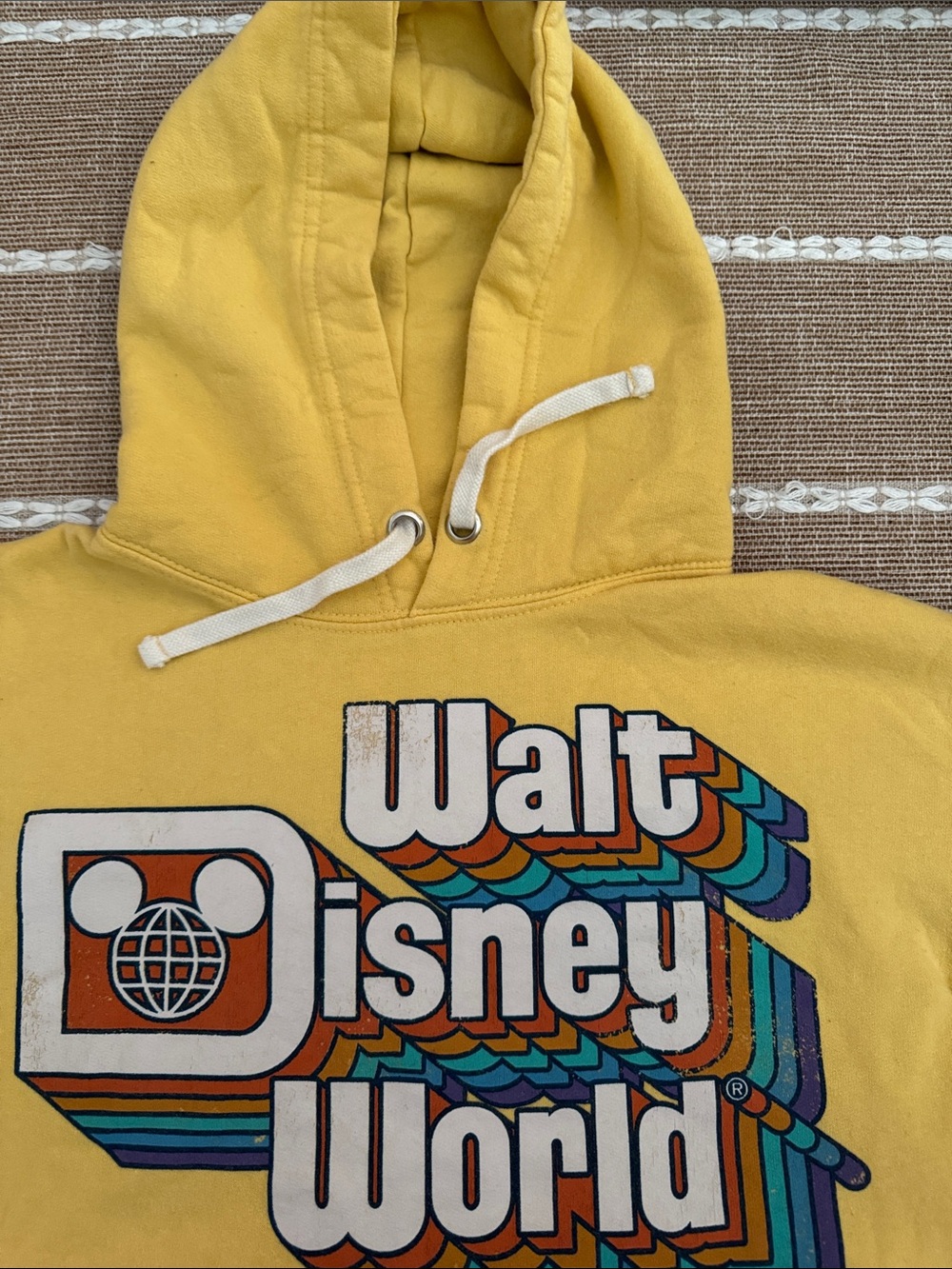 Disney yellow Pullover with Blue vintage like Logo.long sleeve like new.